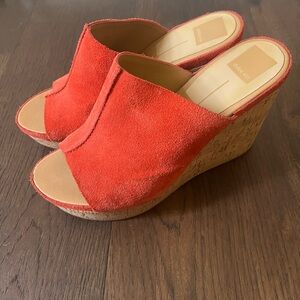 Dolce Vita Ross Orange Suede Wedge Sandals 9